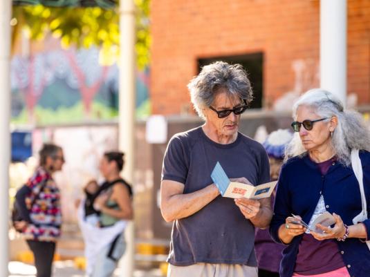 people outside the gallery